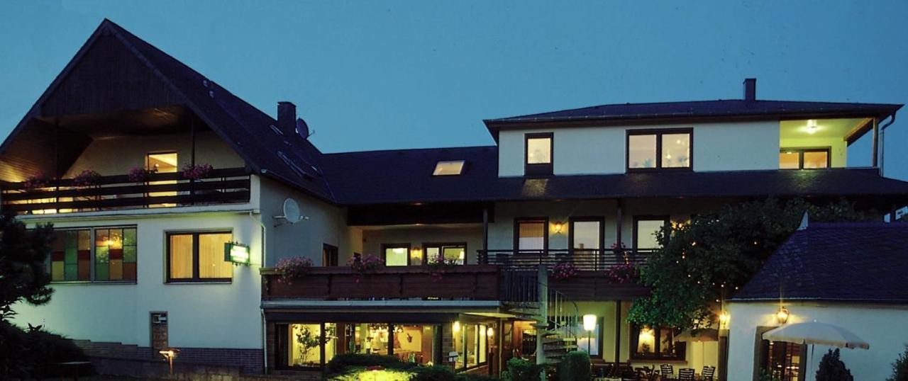 Pension Zum Golfstübchen Echternacherbruck Exterior foto
